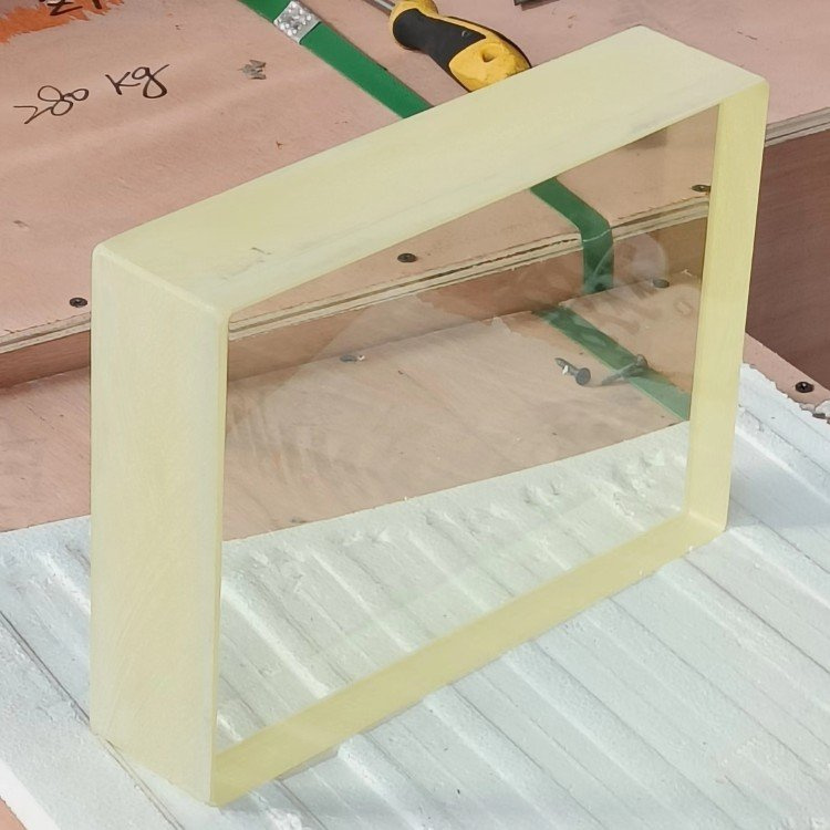 无锡铅玻璃是什么材料做的